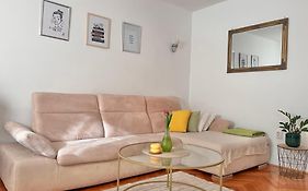 Luxury Apartment Lolipop